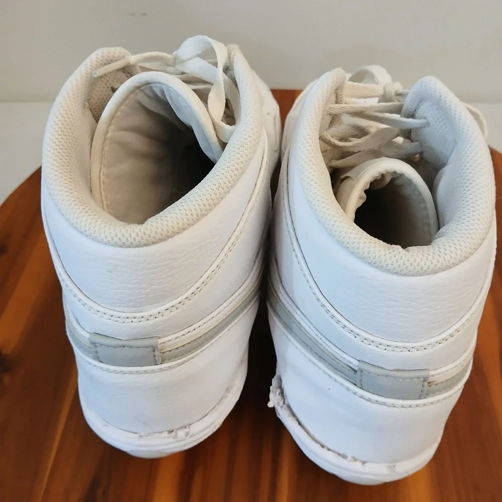 Nike Air Jordan 1 Mid Retro Mens 13 White High Top Football Cleats FJ6805-101